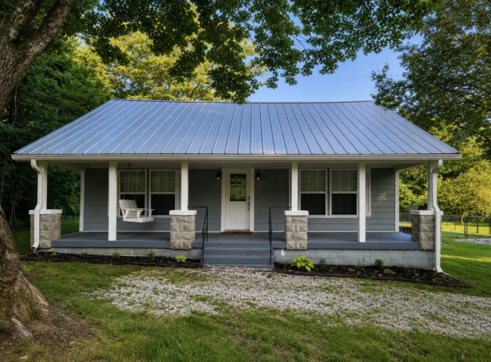 3328 Church St Burns, TN 37029