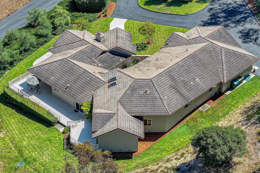 17650 Olson Place Salinas, CA 93907