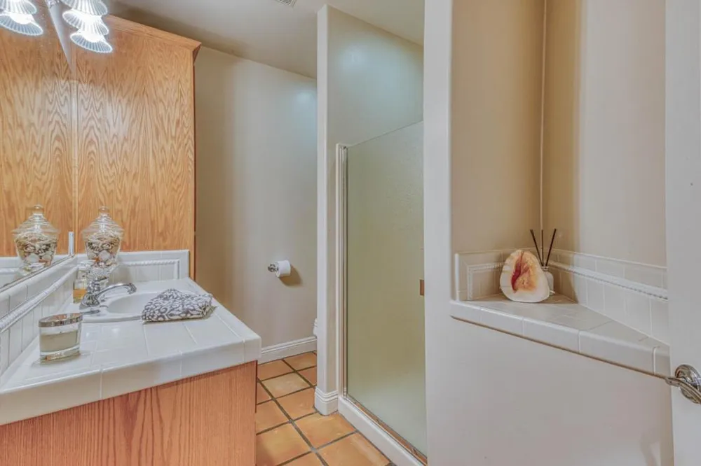 17650 Olson Place Salinas, CA 93907