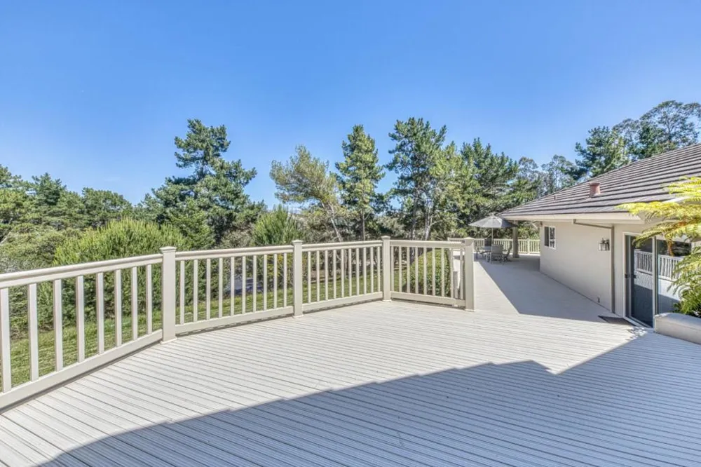 17650 Olson Place Salinas, CA 93907