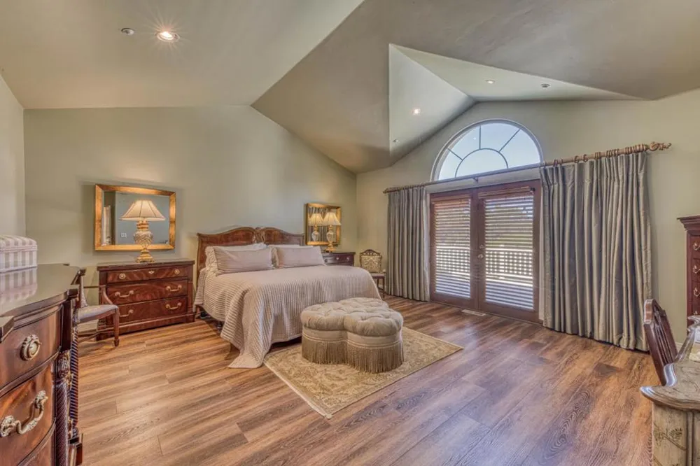 17650 Olson Place Salinas, CA 93907