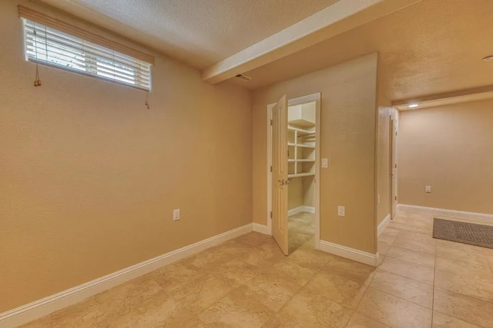 17650 Olson Place Salinas, CA 93907