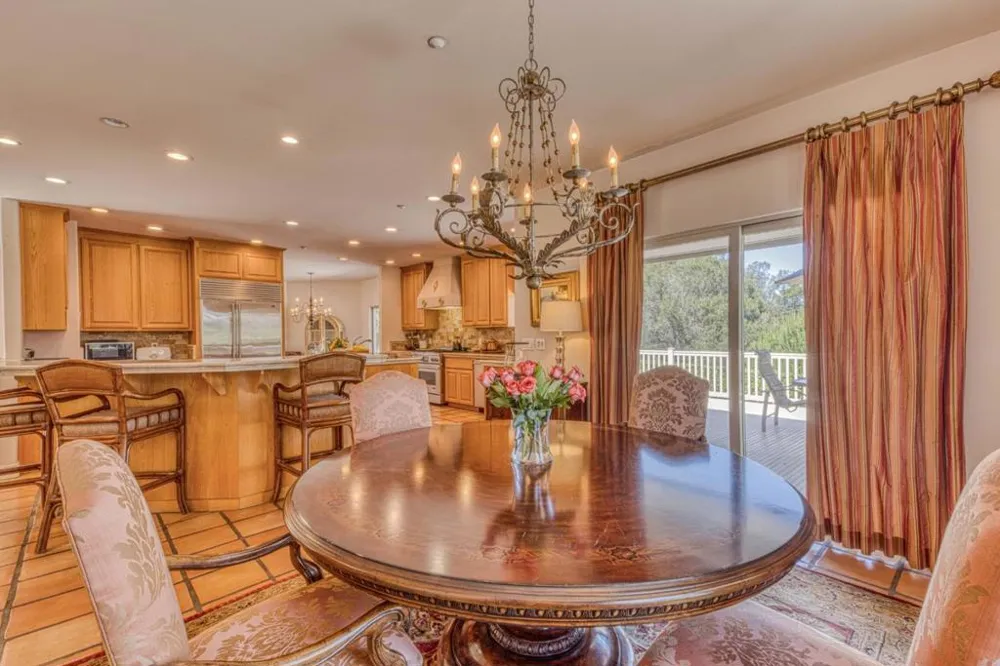 17650 Olson Place Salinas, CA 93907