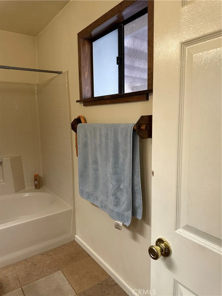 9181 Visalia Lucerne Valley, CA 92356