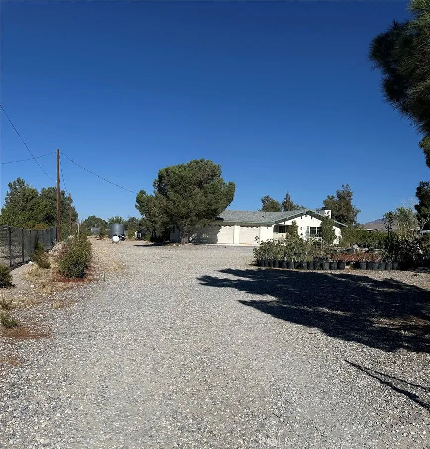9181 Visalia Lucerne Valley, CA 92356
