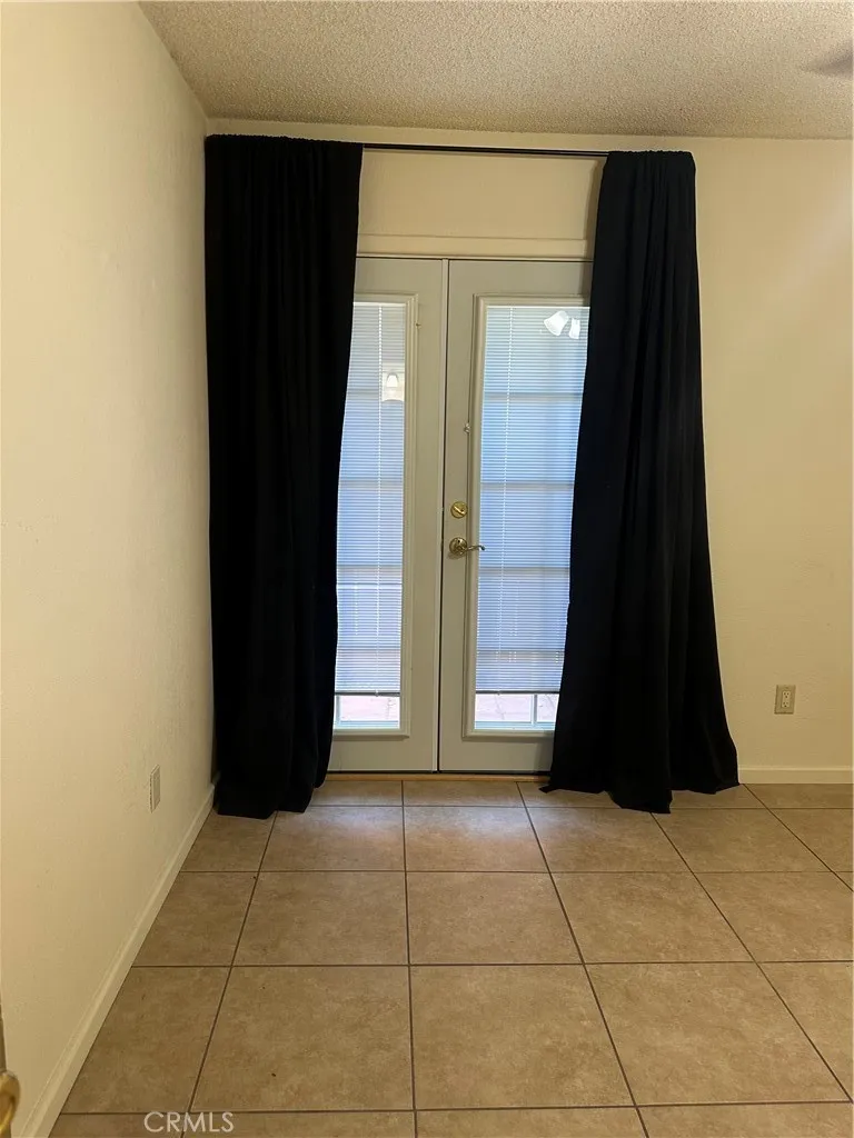 9181 Visalia Lucerne Valley, CA 92356