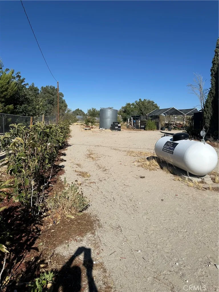 9181 Visalia Lucerne Valley, CA 92356