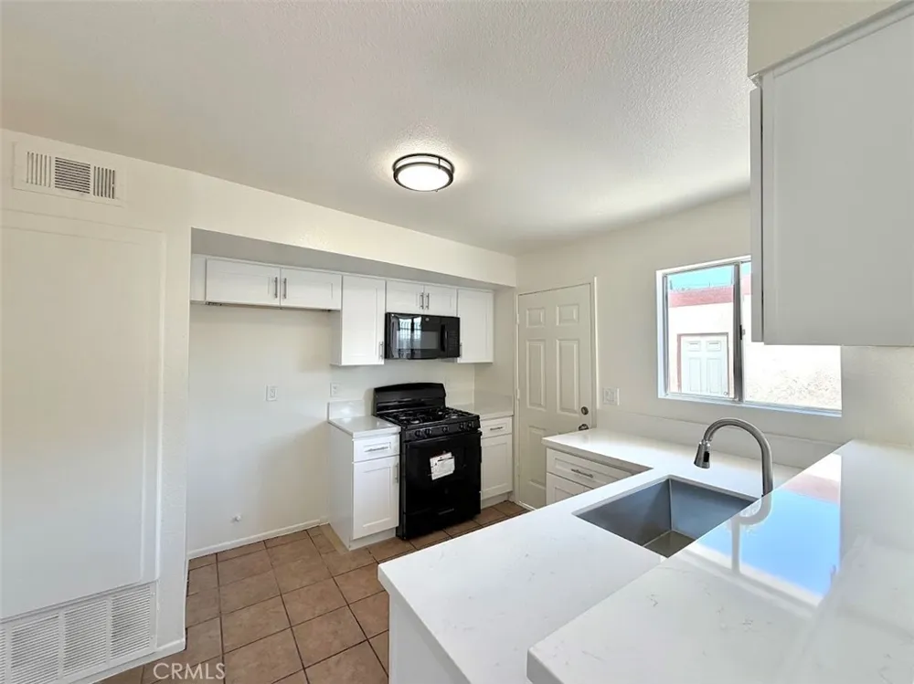 345 Eucalyptus Avenue #1 Rialto, CA 92376