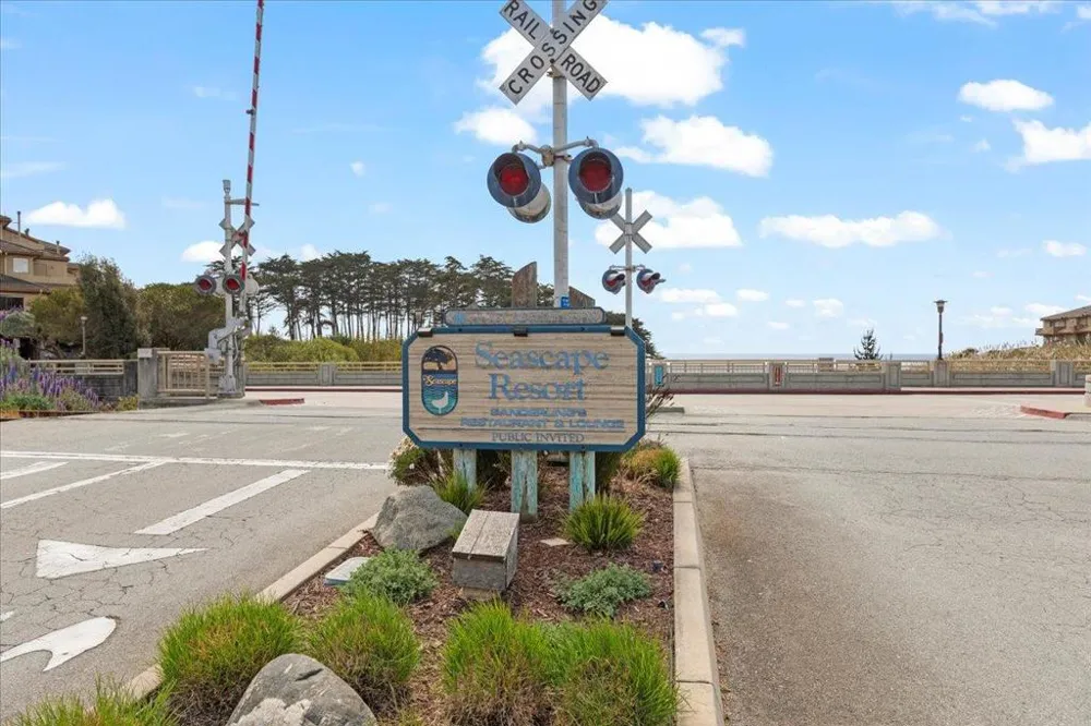 29 Seascape Resort Drive Aptos, CA 95003