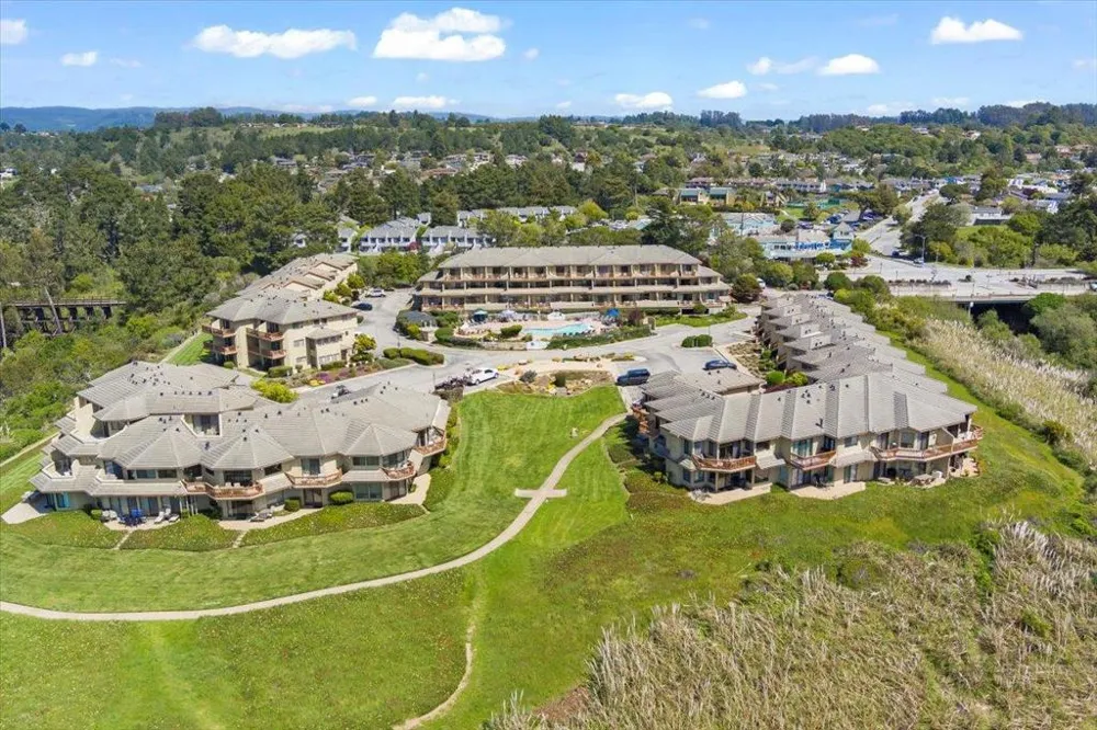 29 Seascape Resort Drive Aptos, CA 95003