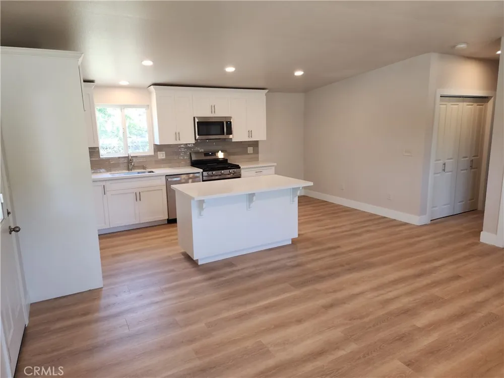 13 Meadowview Oroville, CA 95966