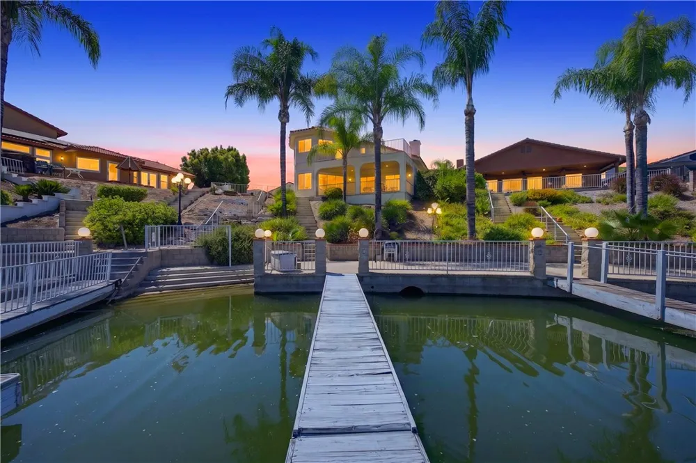 24140 Cruise Circle Canyon Lake, CA 92587
