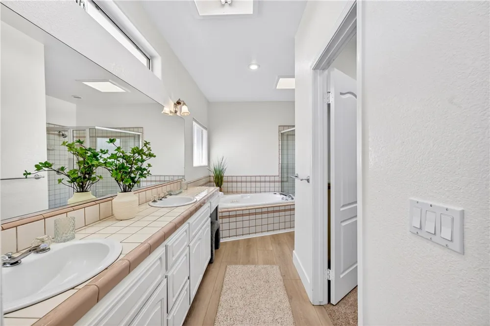 24140 Cruise Circle Canyon Lake, CA 92587