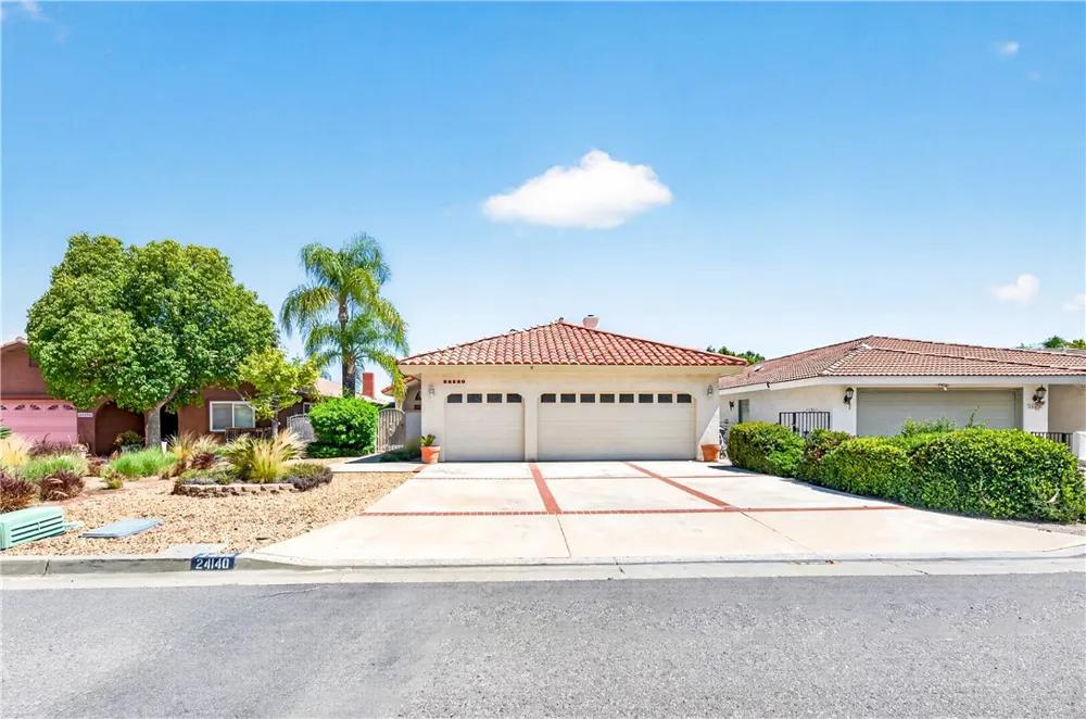 24140 Cruise Circle Canyon Lake, CA 92587