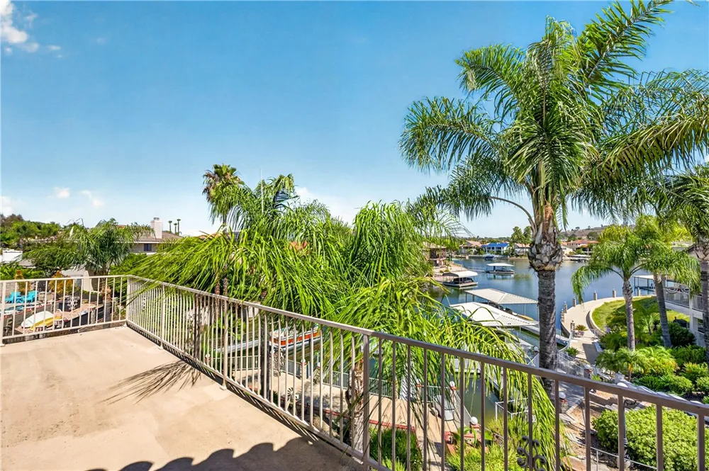 24140 Cruise Circle Canyon Lake, CA 92587