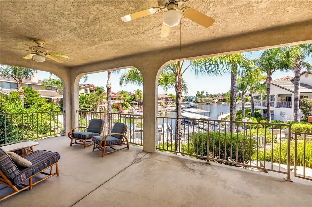 24140 Cruise Circle Canyon Lake, CA 92587