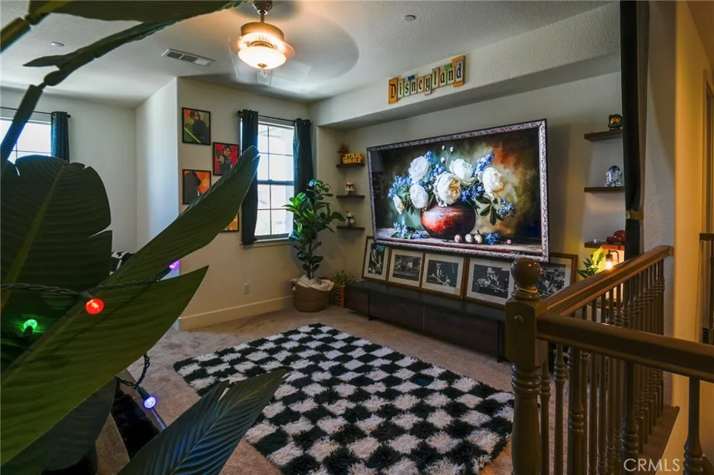 1104 Sunridge Hollister, CA 95023