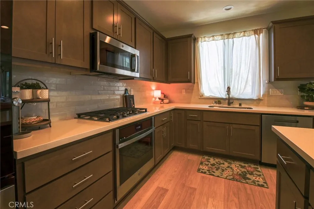 1104 Sunridge Hollister, CA 95023