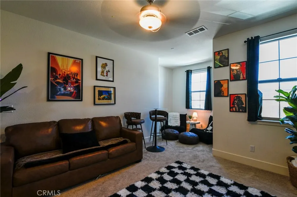 1104 Sunridge Hollister, CA 95023