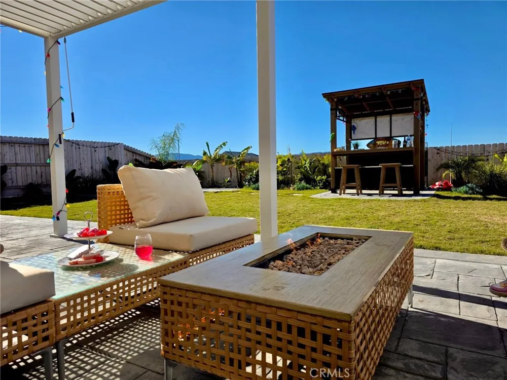 1104 Sunridge Hollister, CA 95023