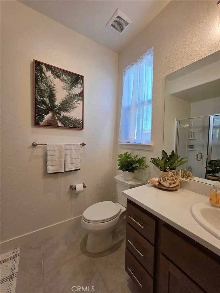 1104 Sunridge Hollister, CA 95023
