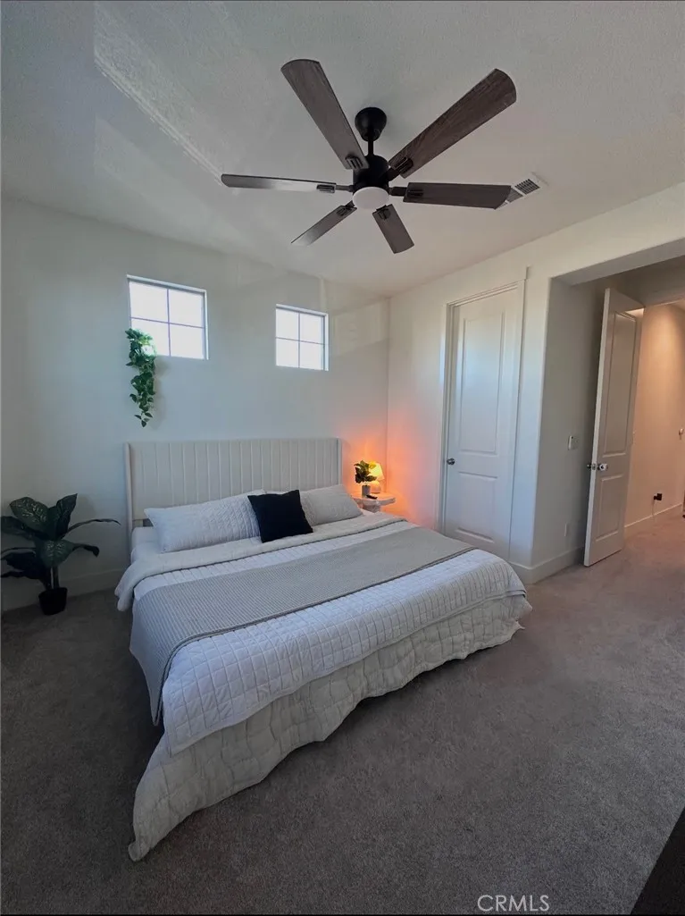 1104 Sunridge Hollister, CA 95023