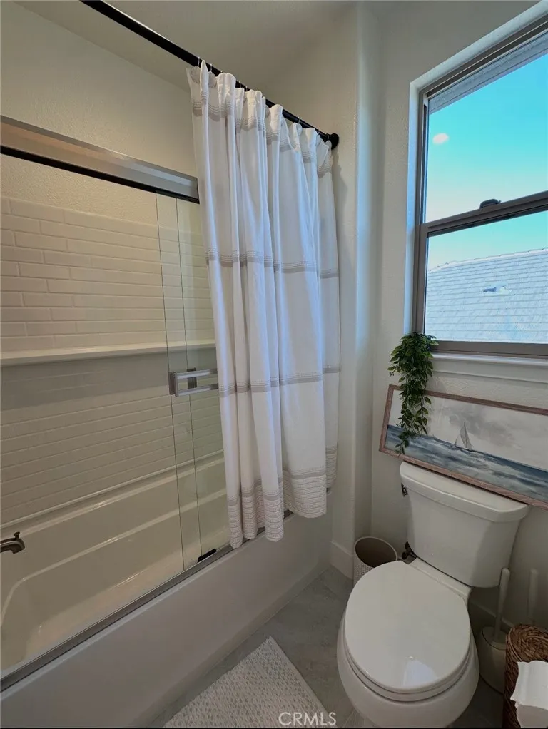 1104 Sunridge Hollister, CA 95023