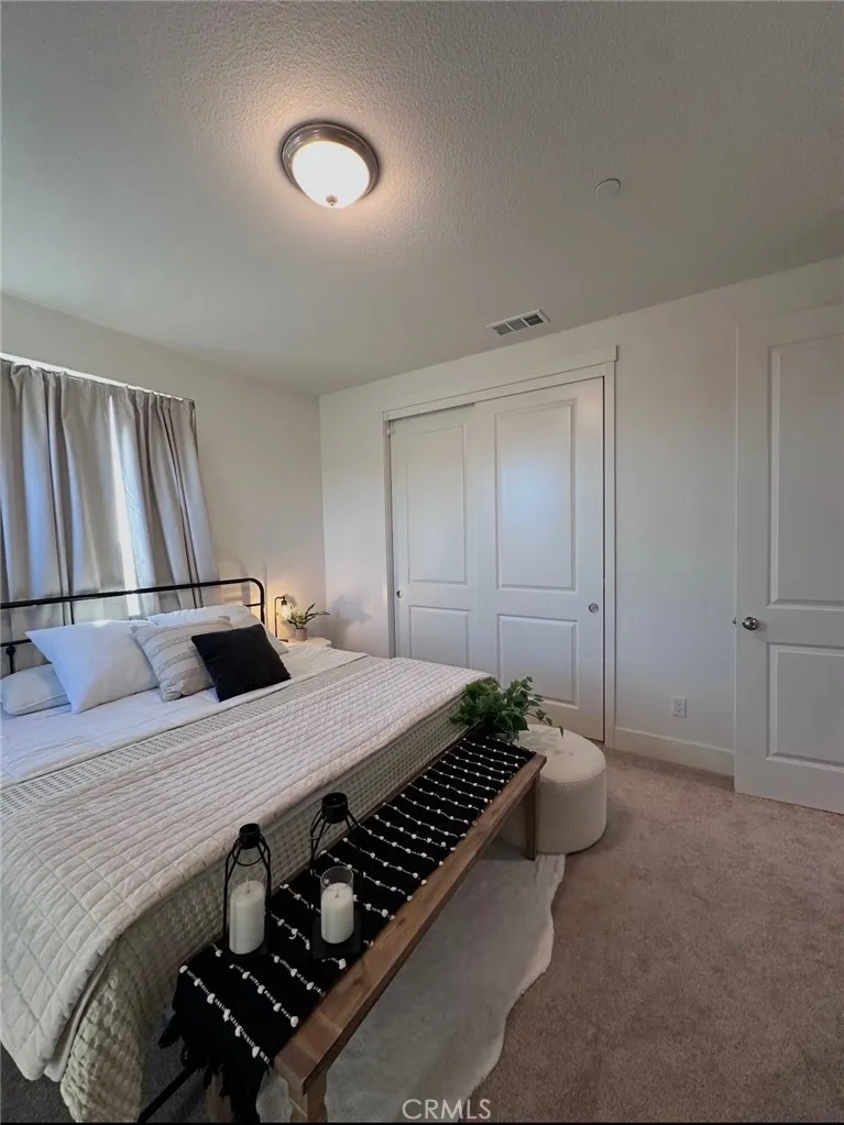 1104 Sunridge Hollister, CA 95023