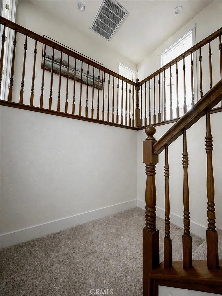 1104 Sunridge Hollister, CA 95023