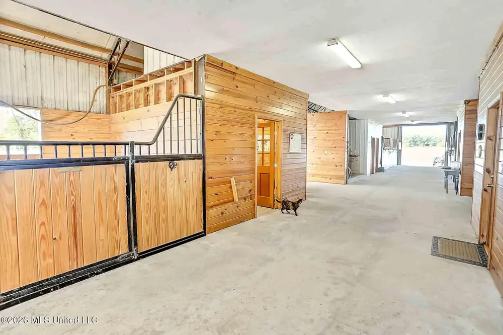 1735 Alana Drive Terry, MS 39170