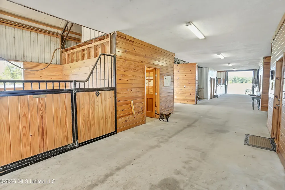 1735 Alana Drive Terry, MS 39170