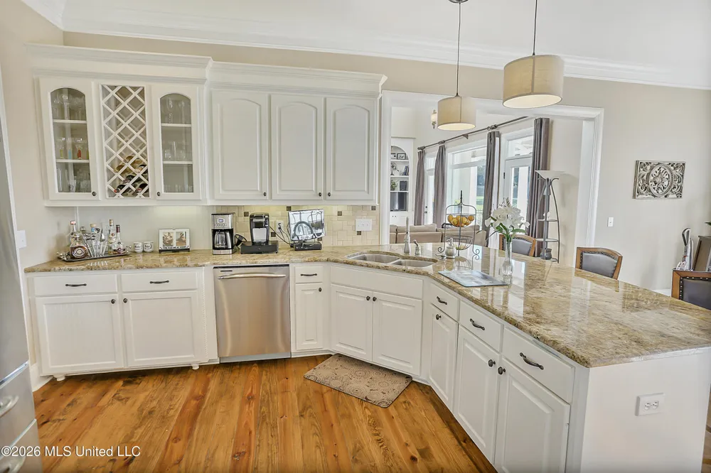 1735 Alana Drive Terry, MS 39170