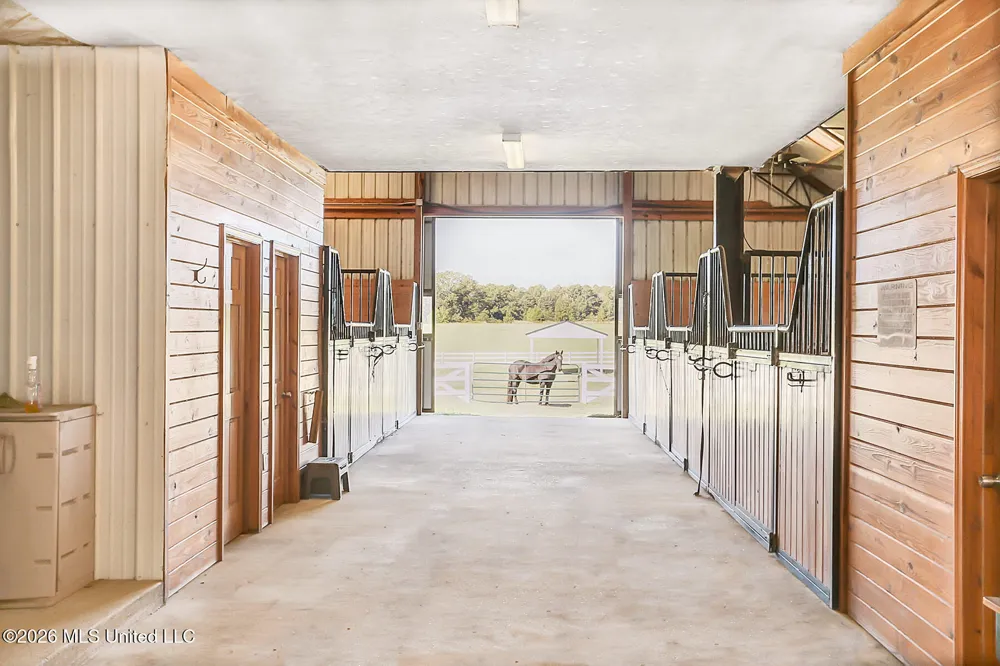 1735 Alana Drive Terry, MS 39170