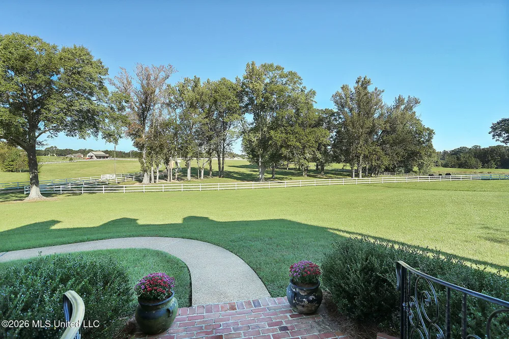 1735 Alana Drive Terry, MS 39170