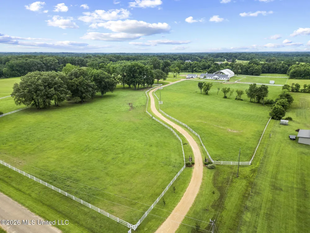 1735 Alana Drive Terry, MS 39170