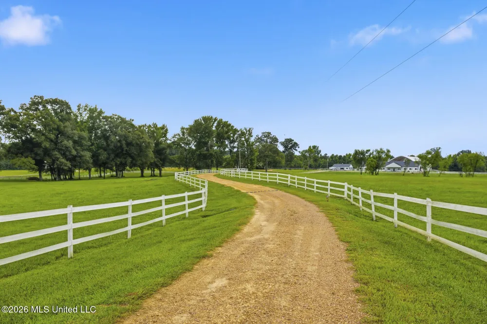1735 Alana Drive Terry, MS 39170