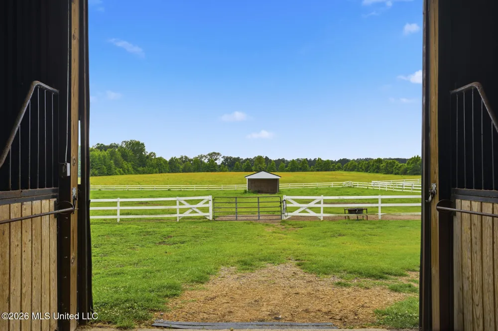 1735 Alana Drive Terry, MS 39170