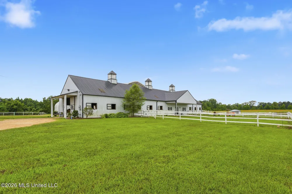 1735 Alana Drive Terry, MS 39170
