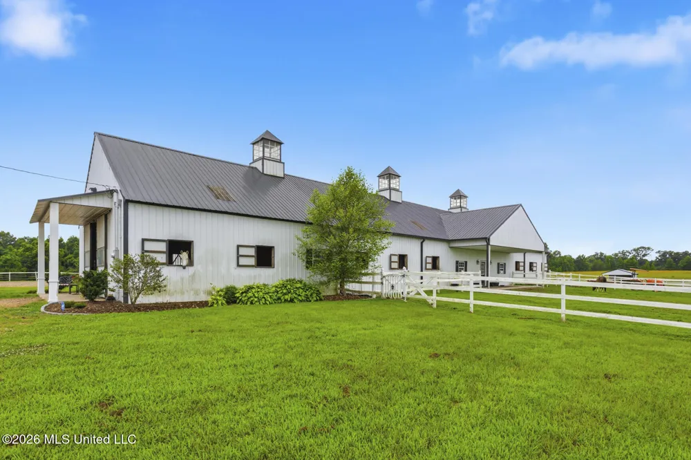 1735 Alana Drive Terry, MS 39170