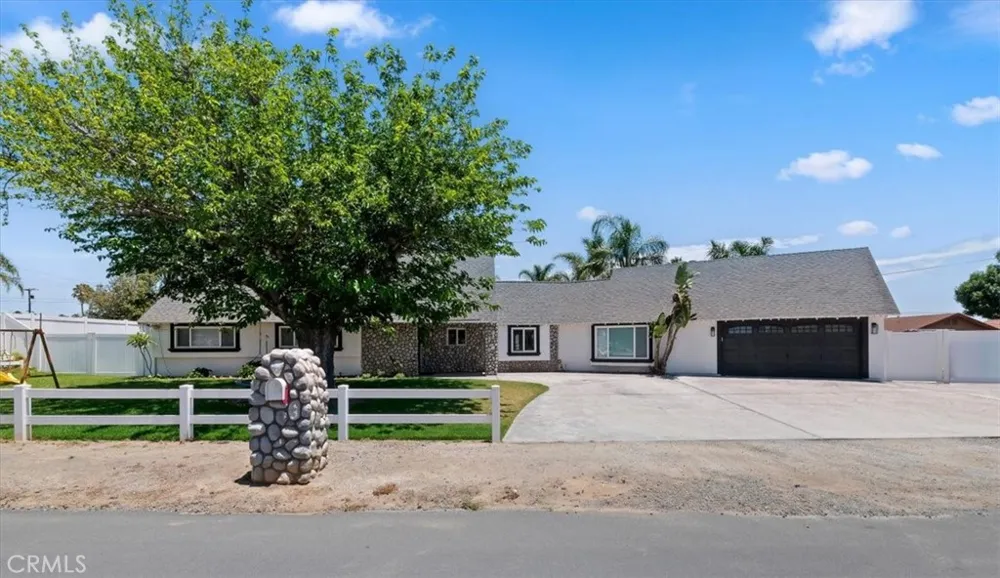 2171 Indian Horse Norco, CA 92860