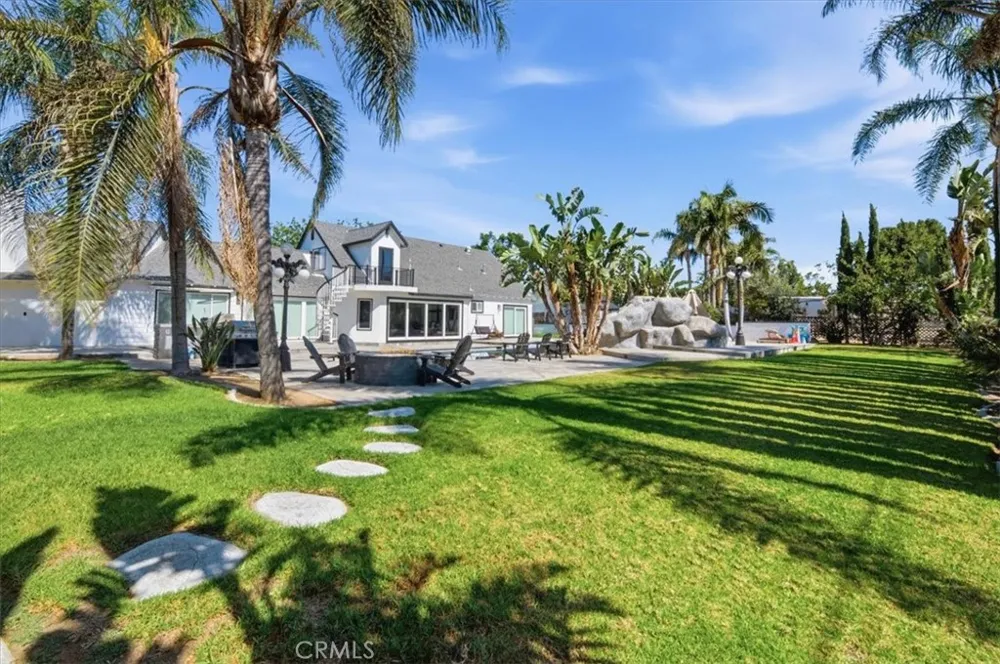 2171 Indian Horse Norco, CA 92860