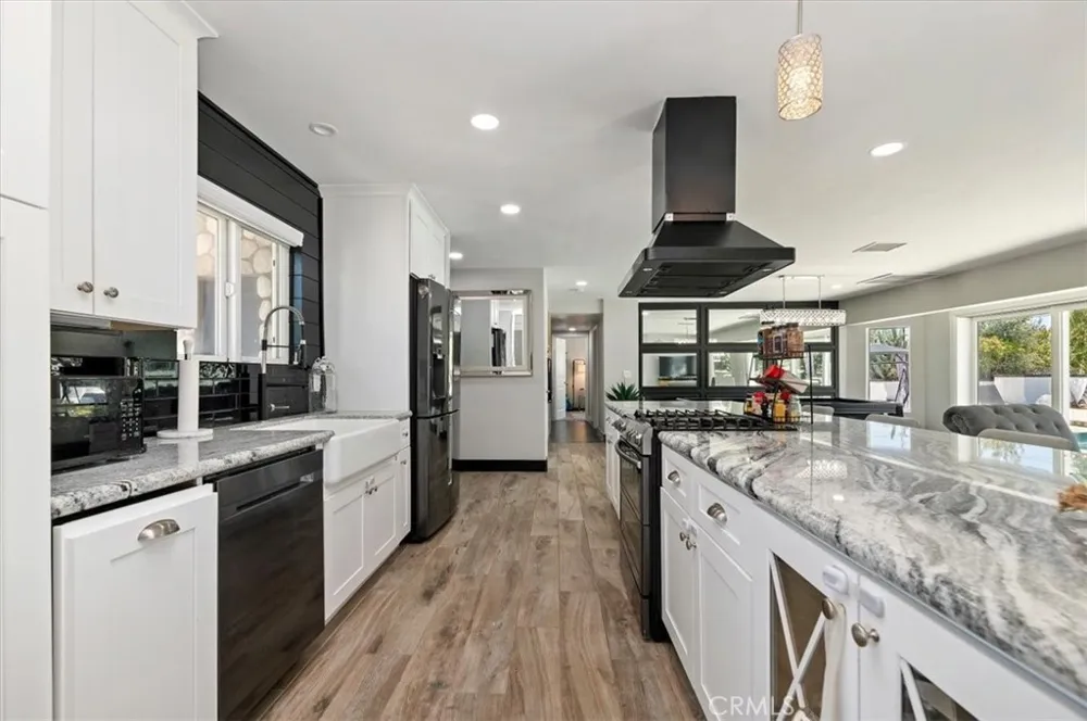2171 Indian Horse Norco, CA 92860