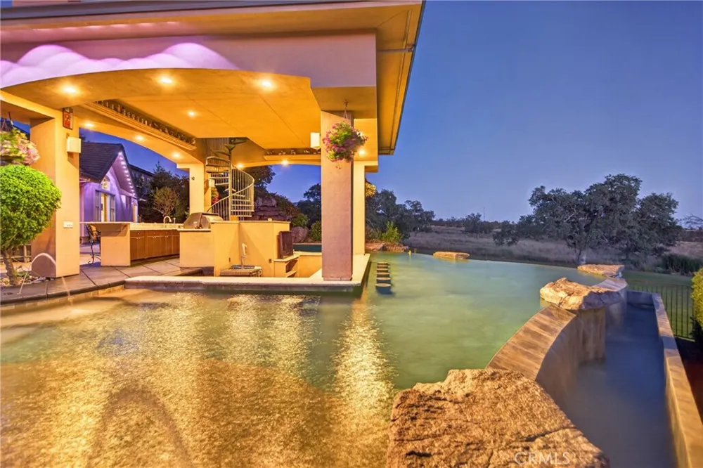 25 Horizon Point Court Chico, CA 95928