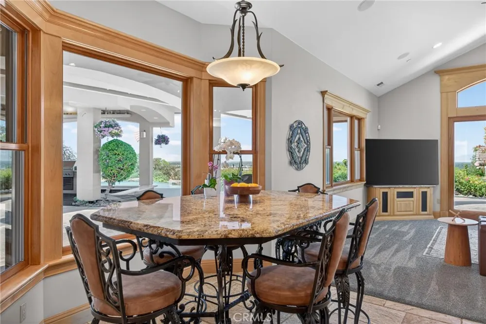 25 Horizon Point Court Chico, CA 95928
