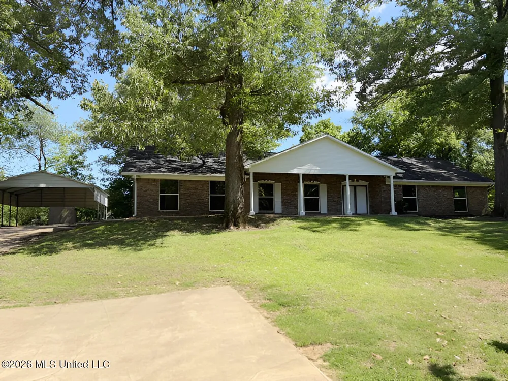 910 Newitt Vick Drive Vicksburg, MS 39183