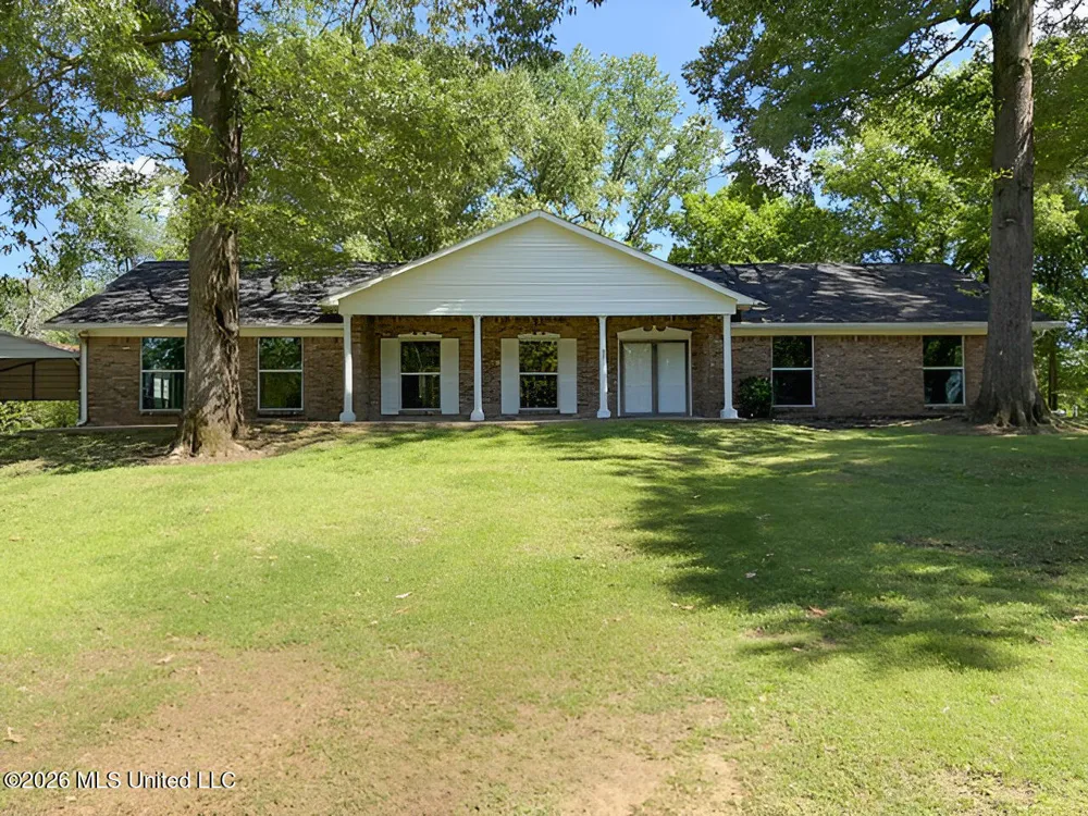 910 Newitt Vick Drive Vicksburg, MS 39183