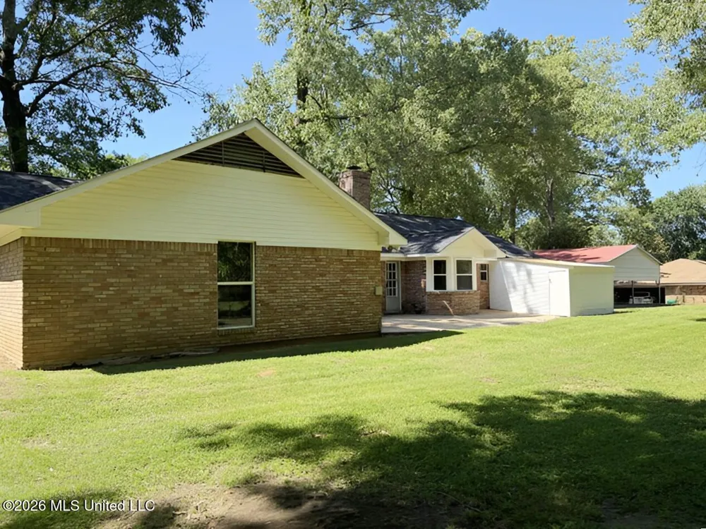 910 Newitt Vick Drive Vicksburg, MS 39183
