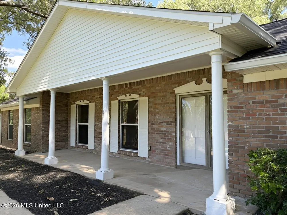 910 Newitt Vick Drive Vicksburg, MS 39183