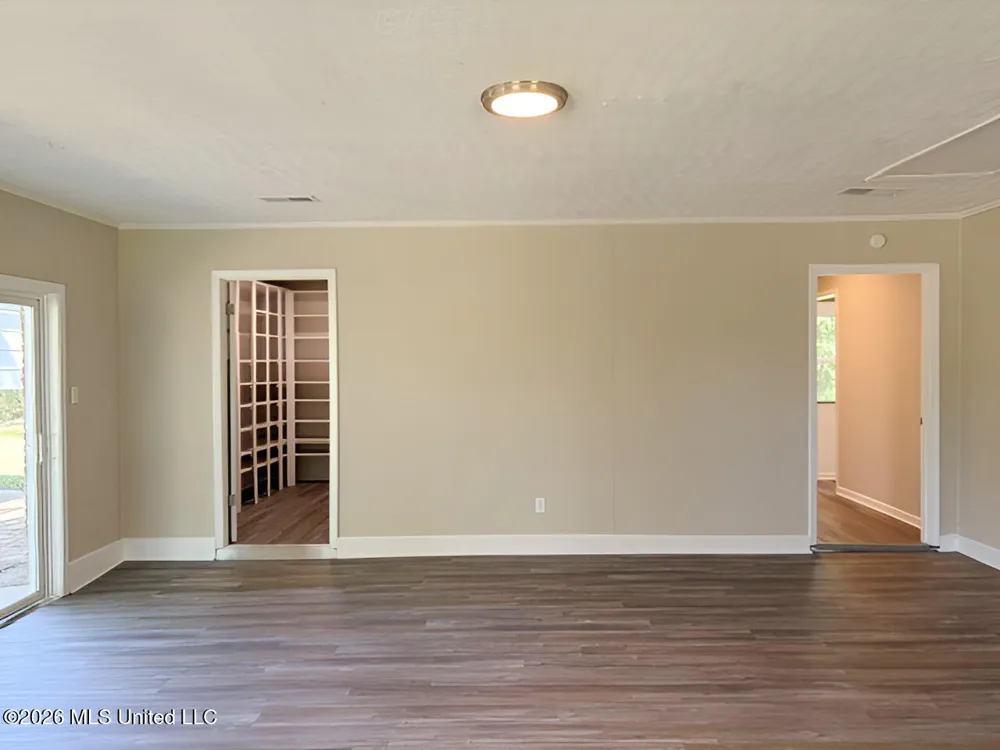 910 Newitt Vick Drive Vicksburg, MS 39183