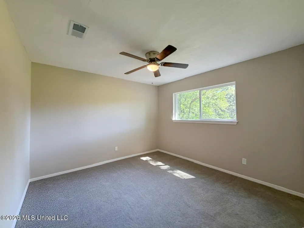910 Newitt Vick Drive Vicksburg, MS 39183